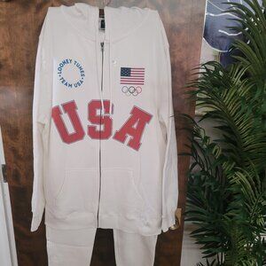 CHAMPION SWEAT PANT & LOONEY TUNES TEAM USA HOODED JACKED - BOTH ARE HEAVY & NEW